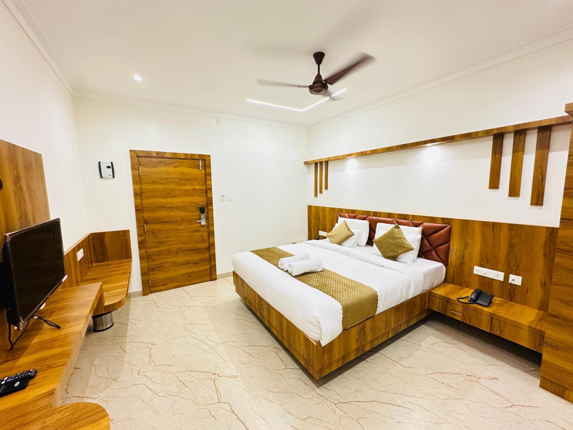 Shambhavi Hotel And Convention Centre Udupi Luaran gambar